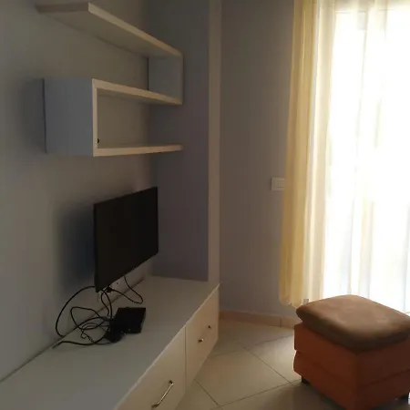 דירה Jon Apartment's