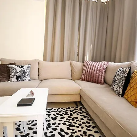 Jon Apartment's דירה