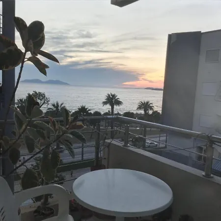 Jon Apartment's *